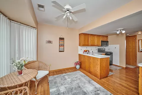 Kitchen - 1428 Berta Dr, Crest Hill, IL 60403 photo 4 of 13
