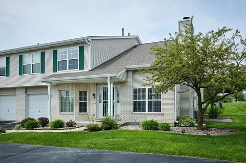 Exterior - 1428 Berta Dr, Crest Hill, IL 60403 photo 9 of 32