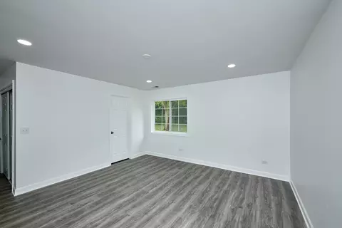 Living - 1428 Berta Dr, Crest Hill, IL 60403 photo 3 of 4