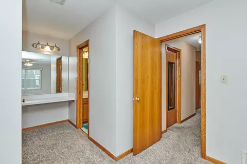 Entry Way - 1428 Berta Dr, Crest Hill, IL 60403 photo 2 of 4