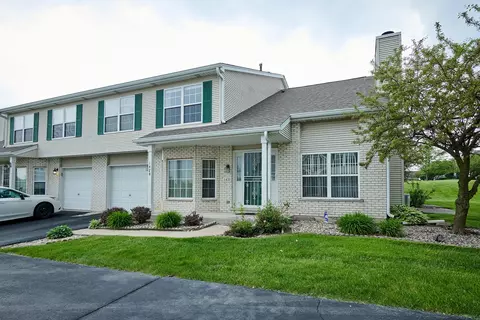 Exterior - 1428 Berta Dr, Crest Hill, IL 60403 photo 4 of 32