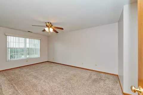 Bedroom - 1428 Berta Dr, Crest Hill, IL 60403 photo 6 of 9