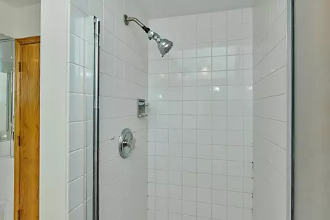 Bath - 1428 Berta Dr, Crest Hill, IL 60403 photo 13 of 13