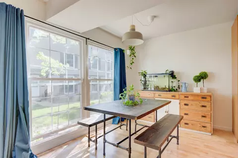 Dining - 1664 Valley Forge Ct #D, Wheaton, IL 60189 photo 1 of 2