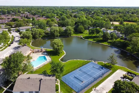 View/Area - 1664 Valley Forge Ct #D, Wheaton, IL 60189 photo 1 of 3