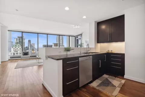 Kitchen - 60 E Monroe St #4606, Chicago, IL 60603 photo 1 of 2