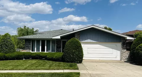 9901 Menard Ave, Oak Lawn, IL 60453