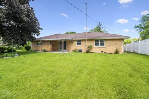 Exterior - 263 N St Joseph Ave, Kankakee, IL 60901 photo 3 of 12