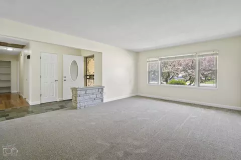 Living - 263 N St Joseph Ave, Kankakee, IL 60901 photo 3 of 3