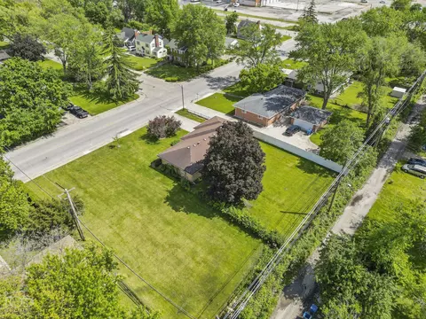 View/Area - 263 N St Joseph Ave, Kankakee, IL 60901 photo 3 of 10