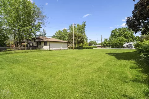 Exterior - 263 N St Joseph Ave, Kankakee, IL 60901 photo 11 of 12