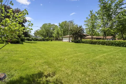 Exterior - 263 N St Joseph Ave, Kankakee, IL 60901 photo 9 of 12