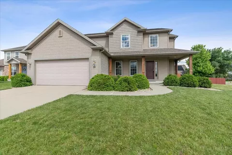 1302 Bryce Ct, Normal, IL 61761
