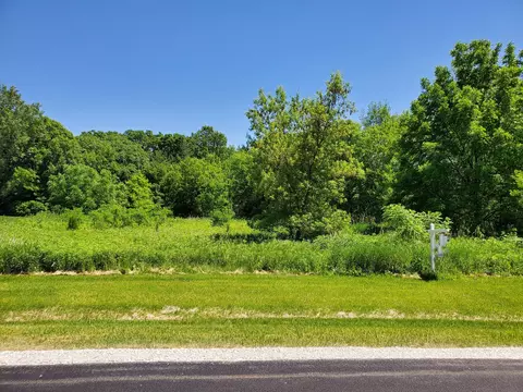 35010 N Oak Knoll Cir, Gurnee, IL 60031