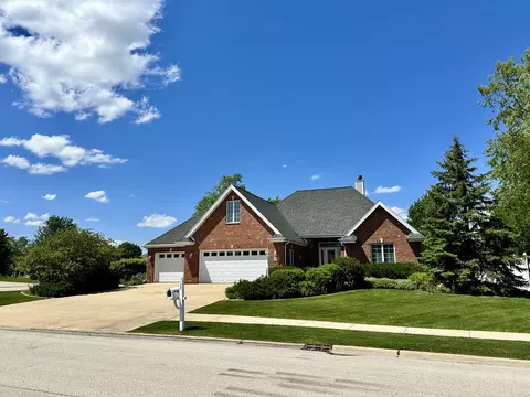 883 Sandstone Ln, Manteno, IL 60950