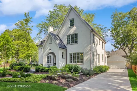 Exterior - 615 E North St, Itasca, IL 60143 photo 3 of 7