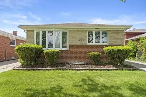 7530 S Trumbull Ave, Chicago, IL 60652
