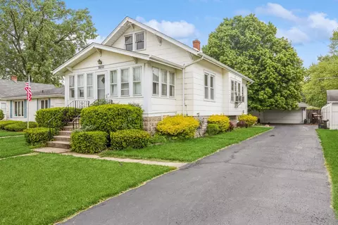 17835 School St, Lansing, IL 60438