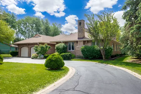 1017 Auburn Ln, Bartlett, IL 60103