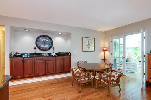 Dining - 1017 Auburn Ln, Bartlett, IL 60103 photo 2 of 2