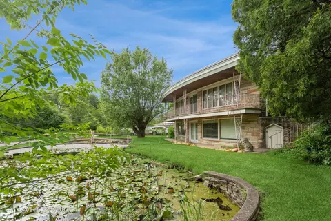 908 Getty St, Elgin, IL 60120 photo 3