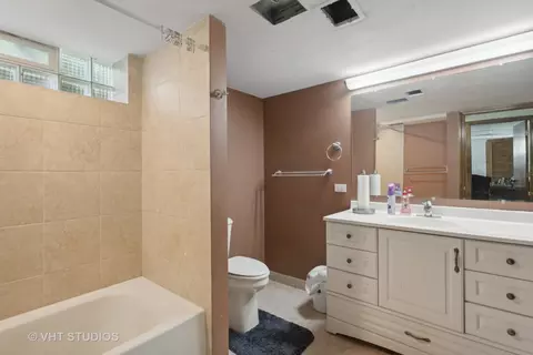 908 Getty St, Elgin, IL 60120 photo 11