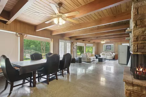 908 Getty St, Elgin, IL 60120 photo 10