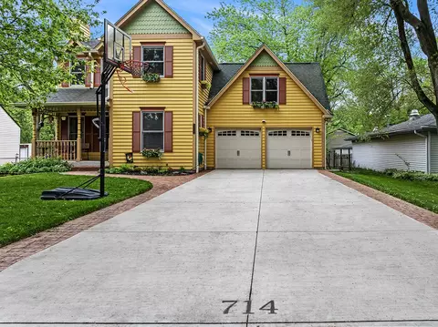 714 Lathem St, Batavia, IL 60510