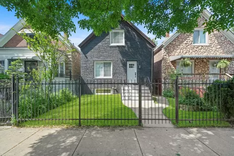 3648 W Hirsch St, Chicago, IL 60651