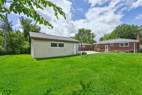 Exterior - 443 Radcliffe Ave, Des Plaines, IL 60016 photo 5 of 5