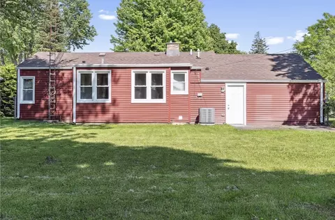 Exterior - 137 Central Ave, Aurora, IL 60506 photo 2 of 3