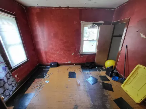 Undisclosed, Chicago, IL 60628 photo 12
