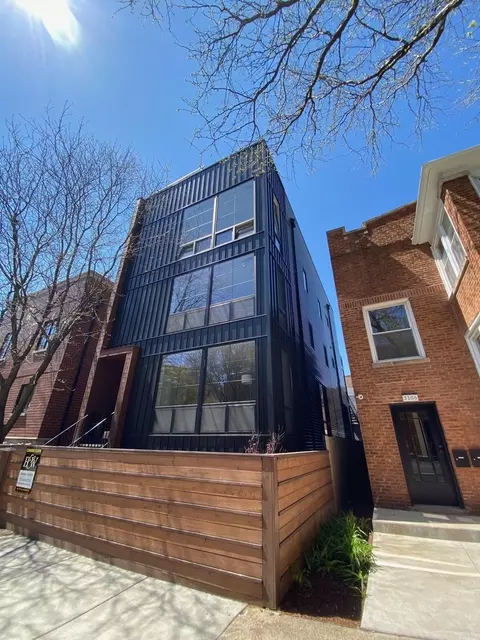 3104 N Damen Ave #2, Chicago, IL 60618