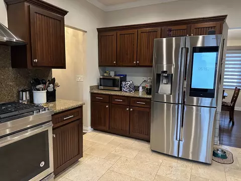 302 N Westgate Rd, Mount Prospect, IL 60056 photo 3