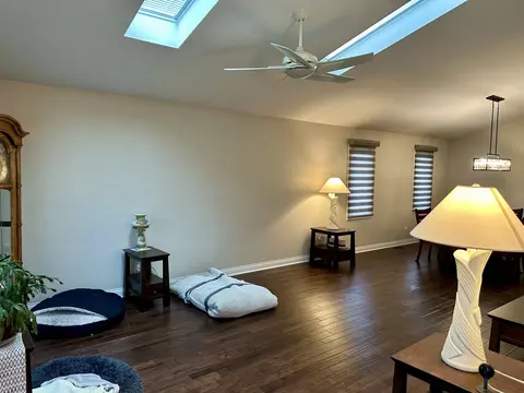 302 N Westgate Rd, Mount Prospect, IL 60056 photo 6