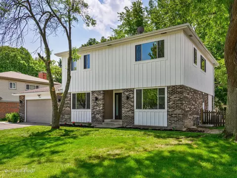 1415 Gordon Ter, Deerfield, IL 60015