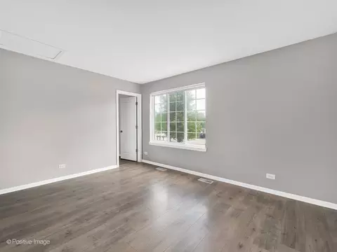 Living - 1273 River Ash Ct, Bartlett, IL 60103 photo 7 of 7