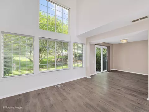 Living - 1273 River Ash Ct, Bartlett, IL 60103 photo 4 of 7