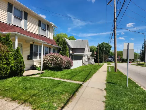 Other - 622 E Chicago St, Elgin, IL 60120 photo 1 of 9