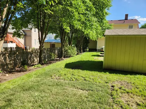Exterior - 622 E Chicago St, Elgin, IL 60120 photo 4 of 4