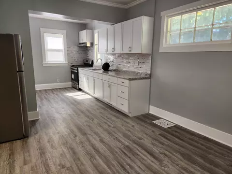 Kitchen - 622 E Chicago St, Elgin, IL 60120 photo 4 of 4