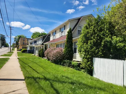 Other - 622 E Chicago St, Elgin, IL 60120 photo 2 of 9