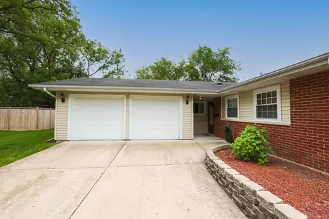 Other - 255 Frederick Ct, Hoffman Estates, IL 60169 photo 2 of 5
