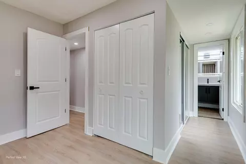 4511 Kings Walk Dr #1B, Rolling Meadows, IL 60008 photo 16