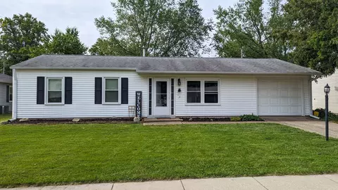 2505 Sangamon Dr, Champaign, IL 61821