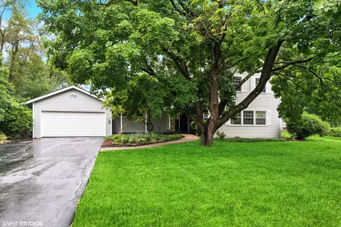 224 Orchard Rd, North Barrington, IL 60010