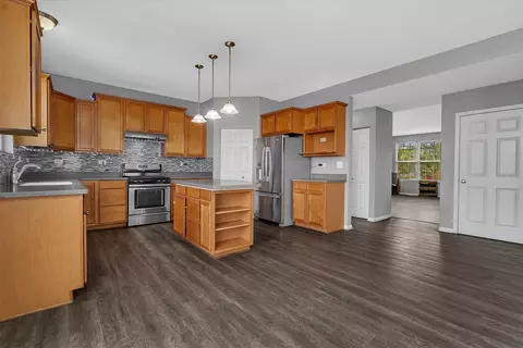 Kitchen - 700 Avalon Way, Minooka, IL 60447 photo 1 of 4