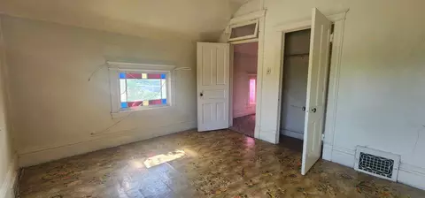 Bedroom - 891 Bode Rd, Elgin, IL 60120 photo 5 of 11