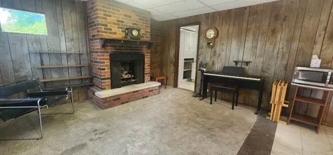 Living - 891 Bode Rd, Elgin, IL 60120 photo 8 of 8