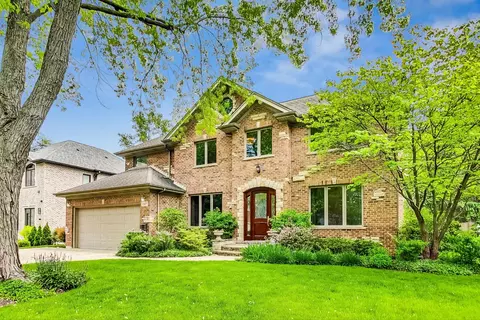 1907 Penfold Pl, Northbrook, IL 60062